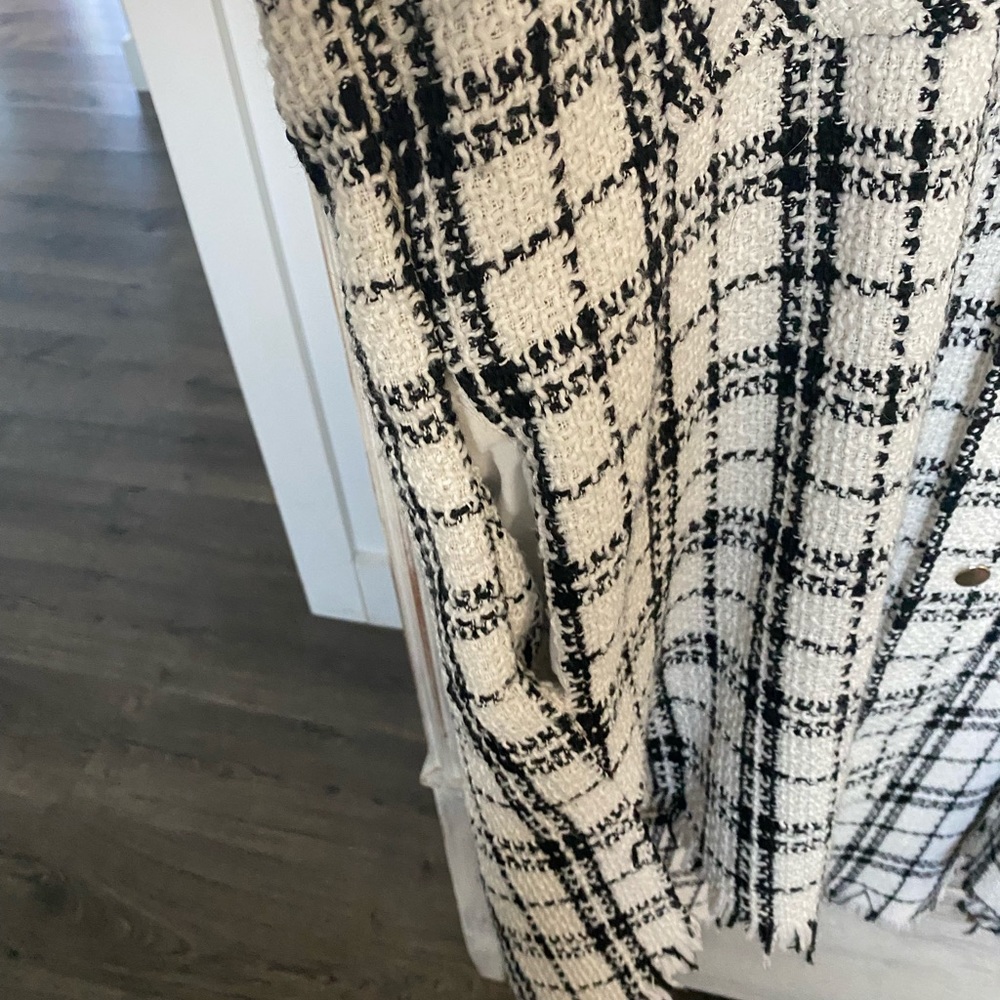 Plaid shacket - Picture 2 of 6